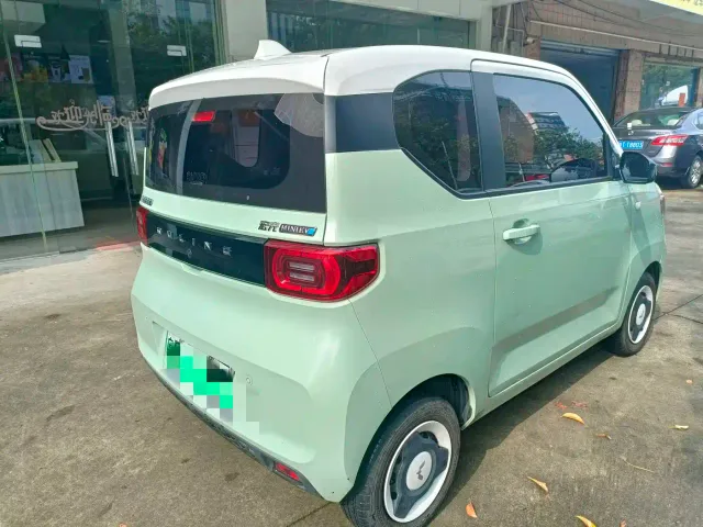 Wuling Hongguang Mini EV — Фото автомобиля 13