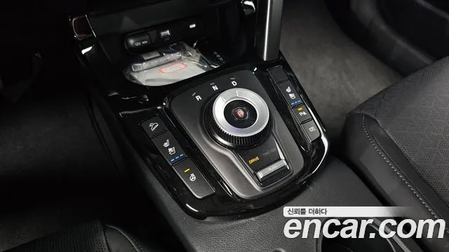 Kia Seltos Бензин 1.6 турбо 2WD — Фото автомобиля 8