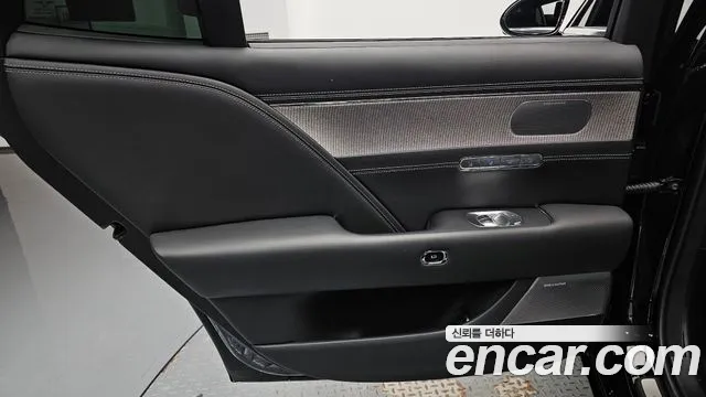 Genesis G90 Бензин 3.5 турбо AWD — Фото автомобиля 23