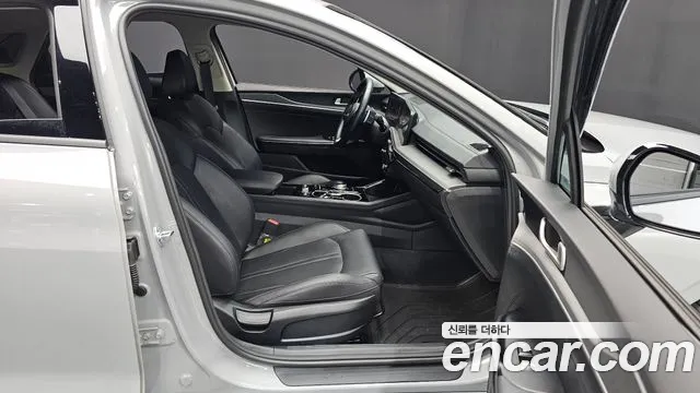 Kia K5 Новый K5 3 поколение 2.0 LPi(Для проката) — Фото автомобиля 26