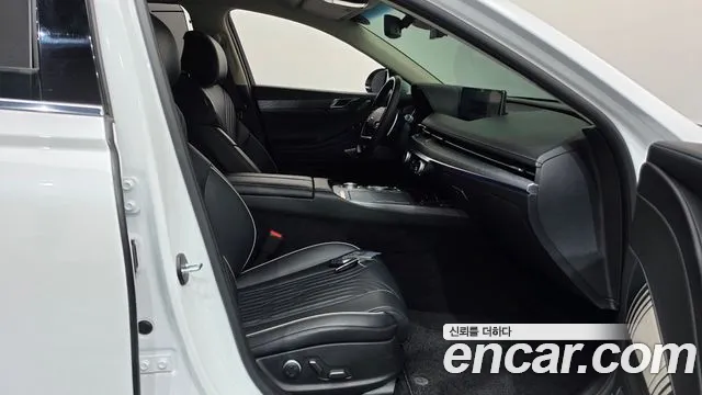 Genesis G80 RG3 — Фото автомобиля 16