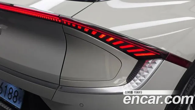 Kia EV6 — Фото автомобиля 8