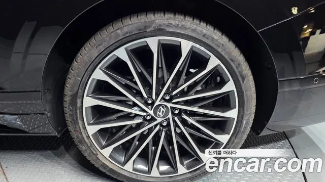 Hyundai Grandeur — Фото автомобиля 16