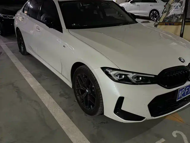 BMW 3 Series — Фото автомобиля 2