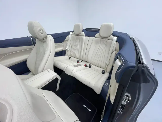 Mercedes-Benz E-Class — Фото автомобиля 9
