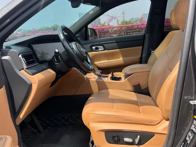 Li Auto ONE — Фото автомобиля 8