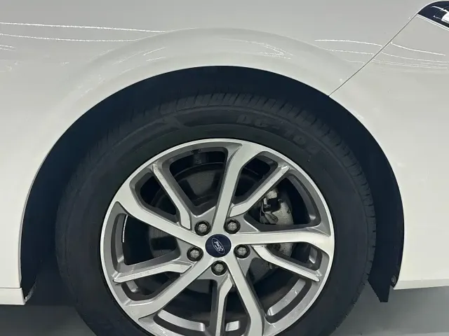 Ford Mondeo — Фото автомобиля 4