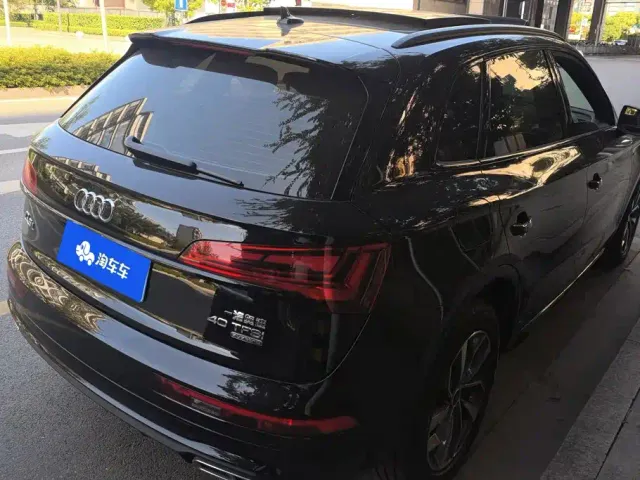 Audi Q5L — Фото автомобиля 3