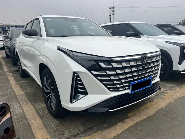Changan UNI-Z — Фото автомобиля 3