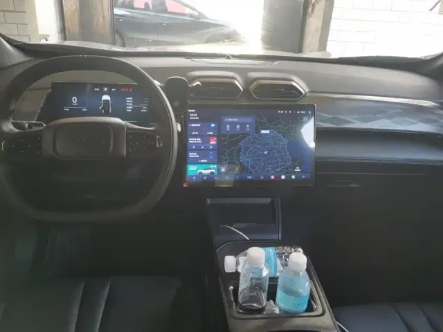 Dongfeng Fengshen L7 — Фото автомобиля 12