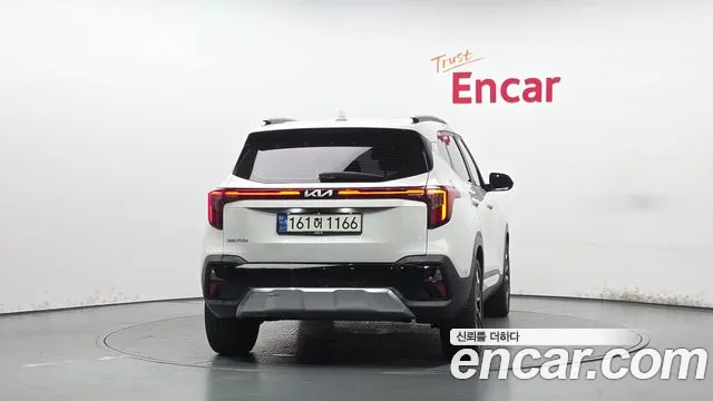 Kia Seltos New — Фото автомобиля 4