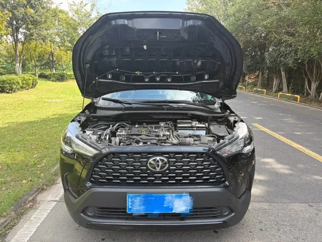 Toyota Corolla Cross — Фото автомобиля 11