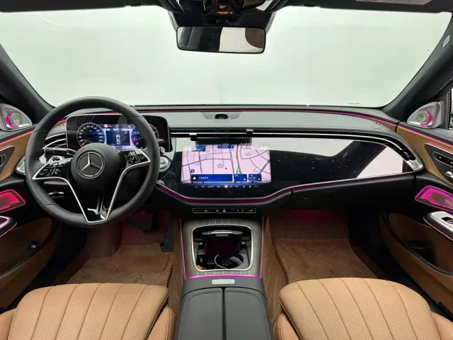 Mercedes-Benz E-Class — Фото автомобиля 10