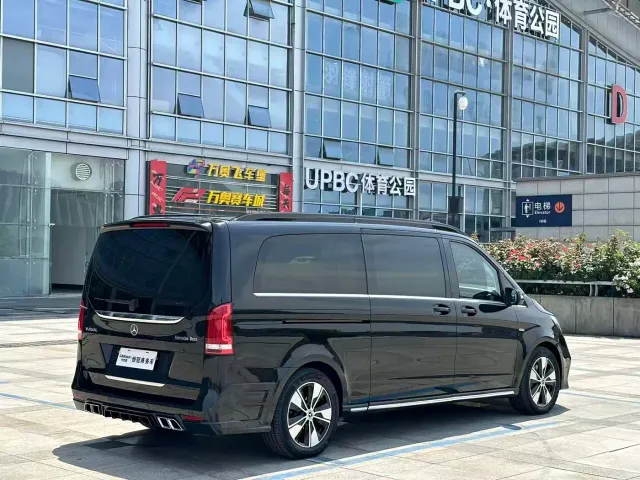 Mercedes-Benz V-Class — Фото автомобиля 7