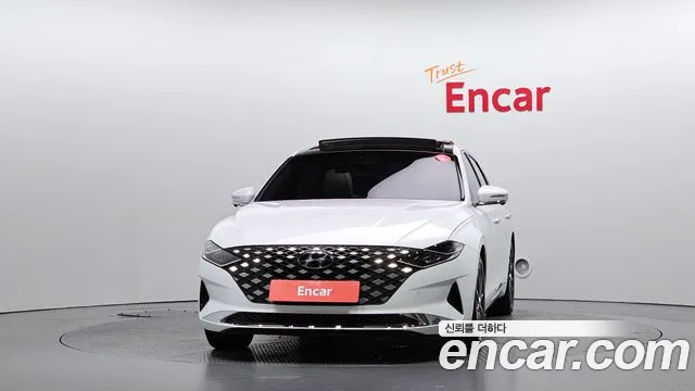 Hyundai Grandeur New — Фото автомобиля 3