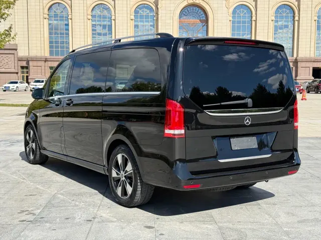 Mercedes-Benz V-Class — Фото автомобиля 7