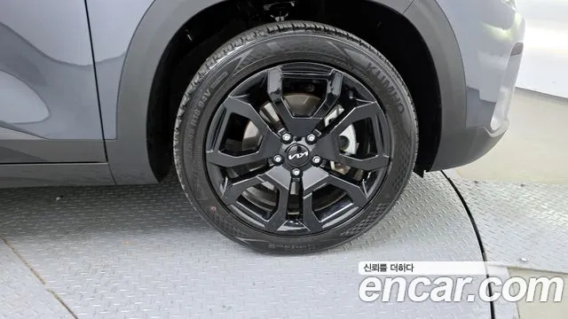 Kia Seltos Бензин 1.6 турбо 2WD — Фото автомобиля 5