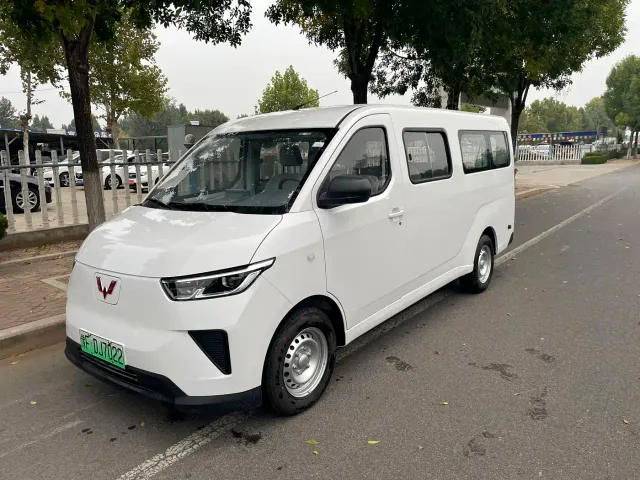 Фотография автомобиля — Wuling Yangguang