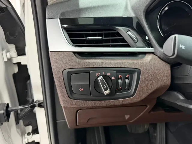 BMW X1 — Фото автомобиля 10