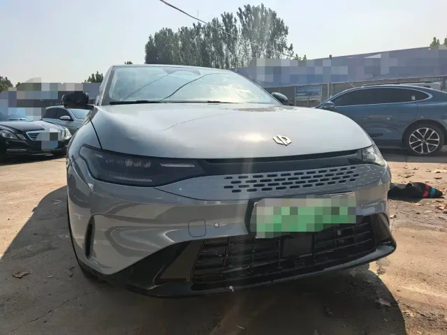 Leapmotor C01 — Фото автомобиля 3