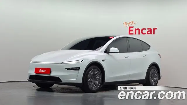 Фотография автомобиля — Tesla Model Y