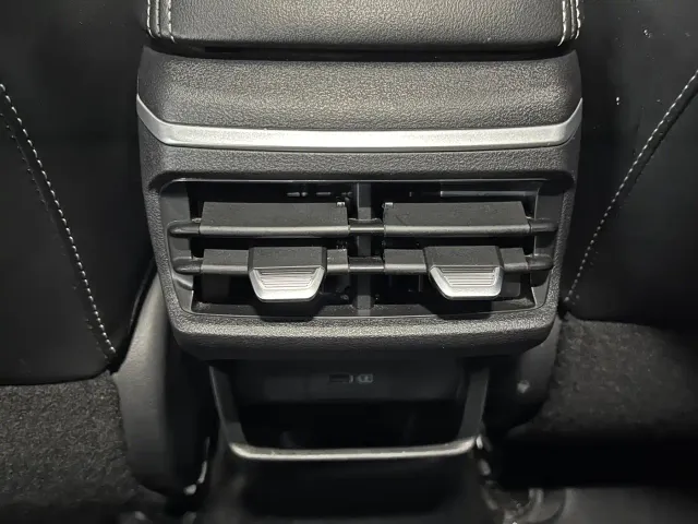 Geely Emgrand — Фото автомобиля 12