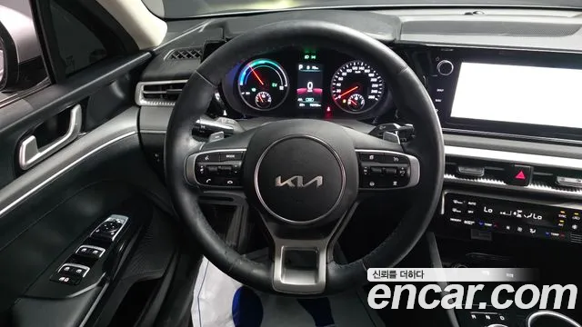 Kia K5 Generation 3 — Фото автомобиля 18