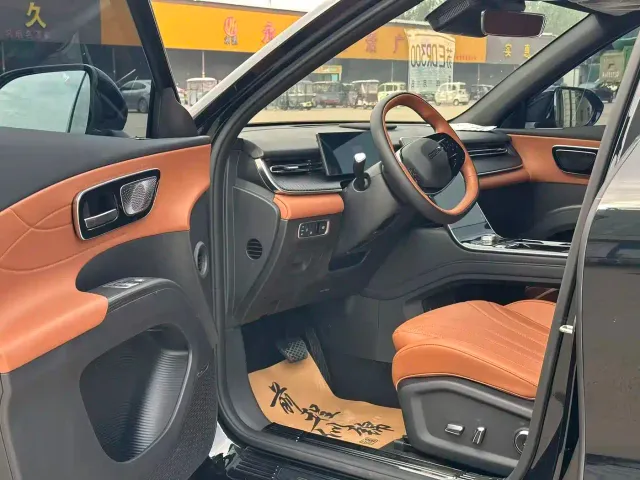 Chery Tiggo 8 — Фото автомобиля 4