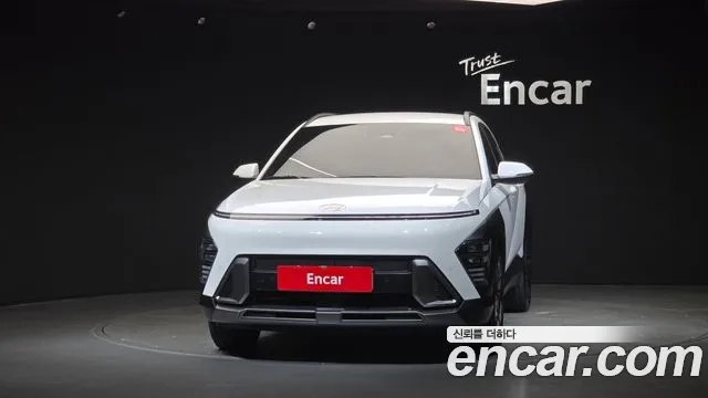 Hyundai Kona SX2 — Фото автомобиля 3
