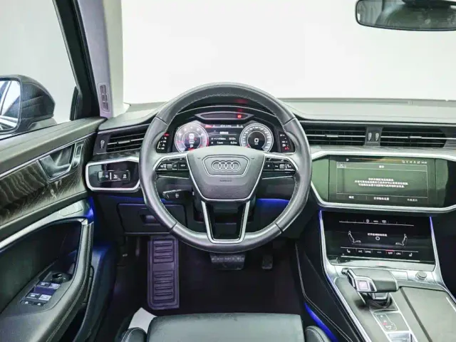 Audi A6L — Фото автомобиля 11