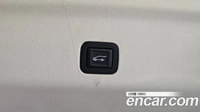 Cadillac Escalade Escalade 5 поколение — Фото автомобиля 17