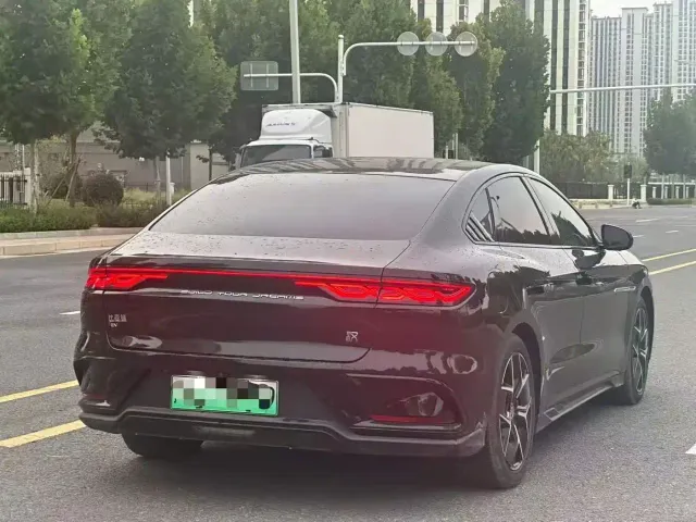 BYD Han — Фото автомобиля 9