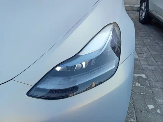 Tesla Model Y — Фото автомобиля 5