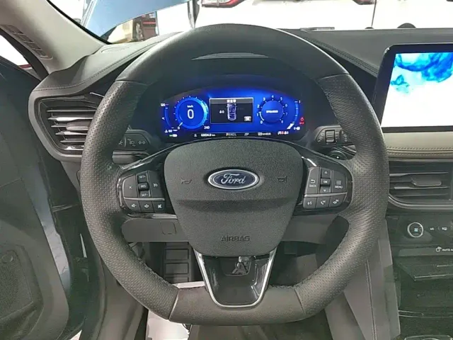Ford Escape — Фото автомобиля 10