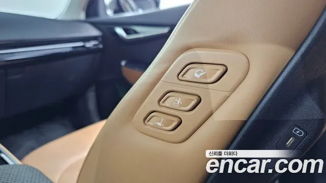 Kia EV6 — Фото автомобиля 30