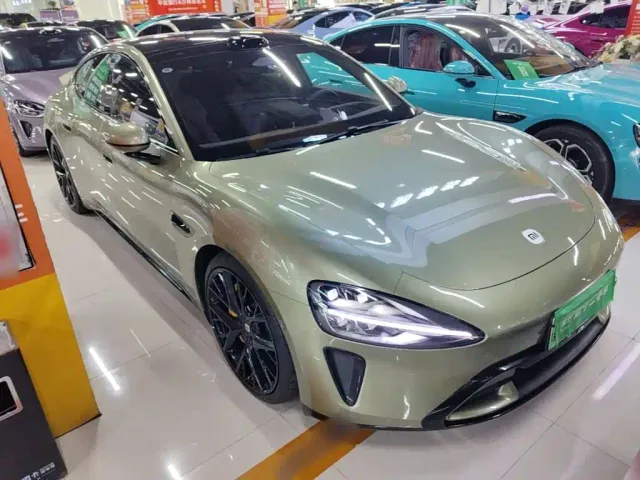 Xiaomi SU7 — Фото автомобиля 3