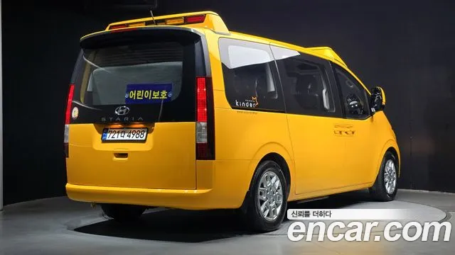 Hyundai Staria — Фото автомобиля 2