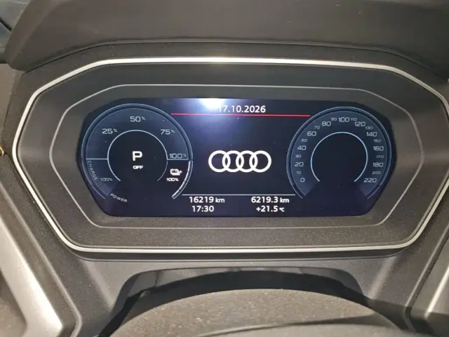 Audi Q4 e-tron — Фото автомобиля 11