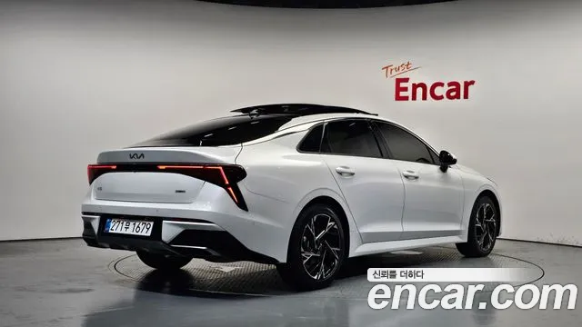 Kia K5 Signature — Фото автомобиля 2