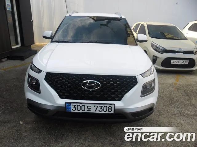 Фотография автомобиля — Hyundai Venue