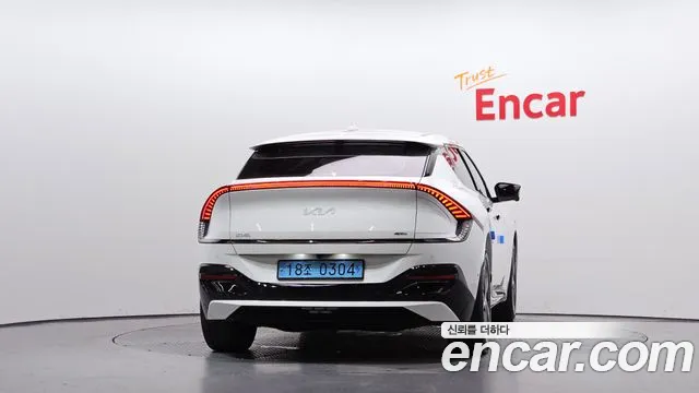 Фотография автомобиля — Kia EV6