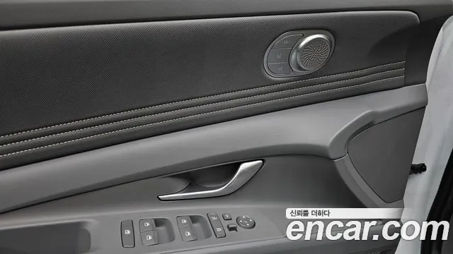 Hyundai Avante CN7 — Фото автомобиля 19