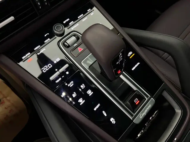 Porsche Cayenne 2019 Cayenne 3.0T — Фото автомобиля 13