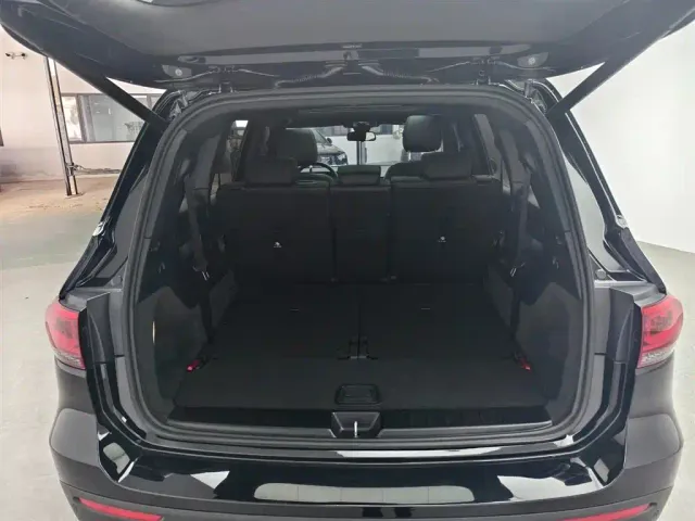Mercedes-Benz GLB-Class — Фото автомобиля 8