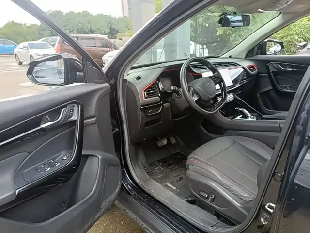 Dongfeng Fengshen AX7 — Фото автомобиля 15