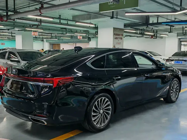 Buick LaCrosse — Фото автомобиля 5