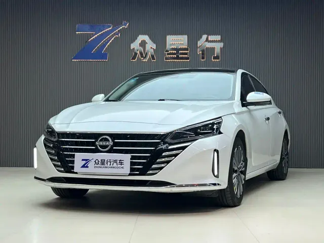Nissan Teana — Фото автомобиля 3