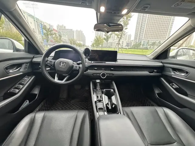 Honda Accord — Фото автомобиля 4