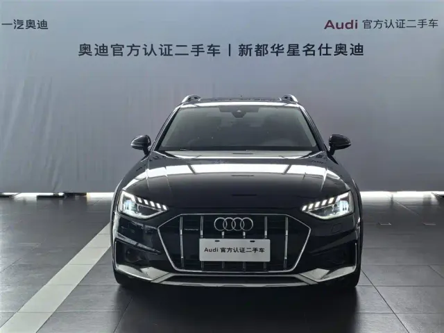 Audi A4 — Фото автомобиля 3