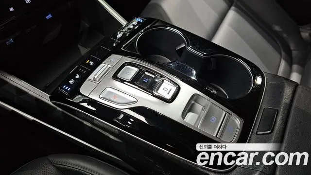 Hyundai Tucson Tucson (NX4) Бензин 1.6 турбо 2WD — Фото автомобиля 9